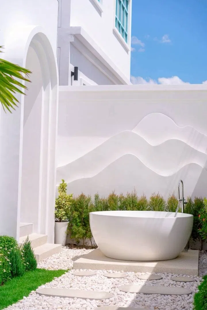 ภายนอก Brown Empire Pool Villa
