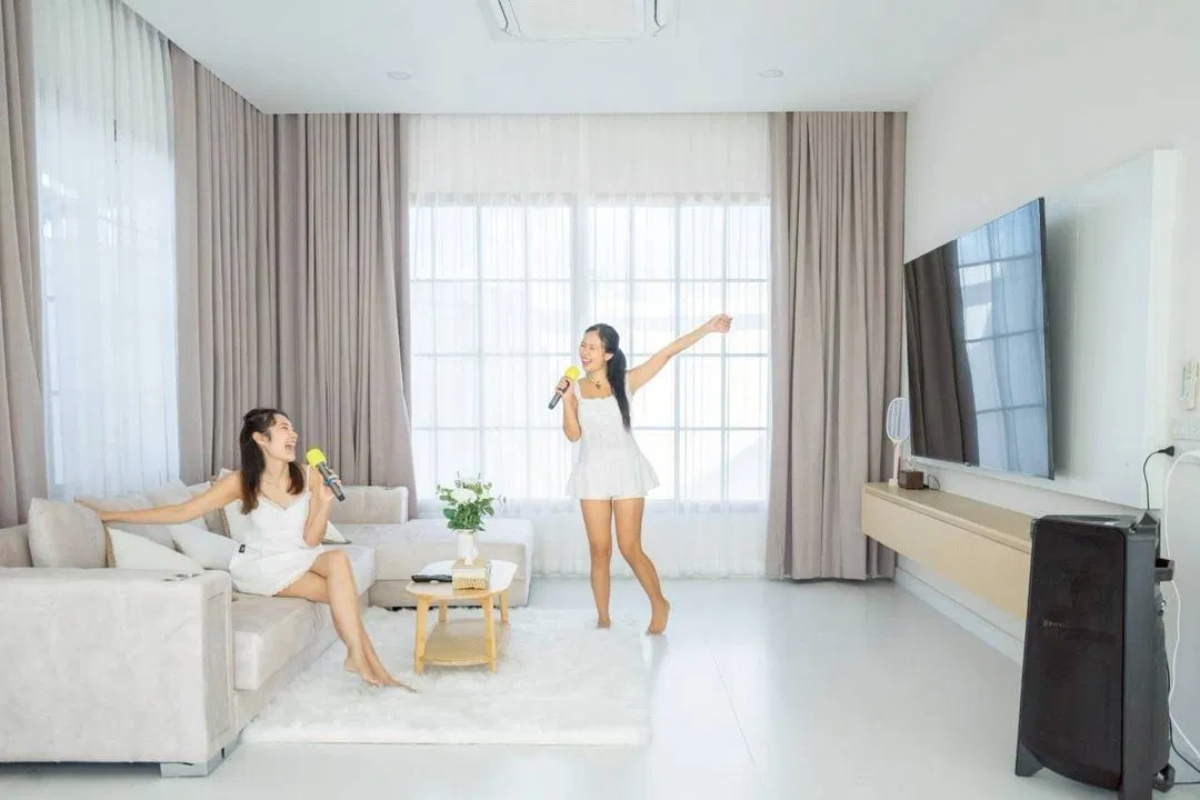 ภายใน Brown Empire Pool Villa