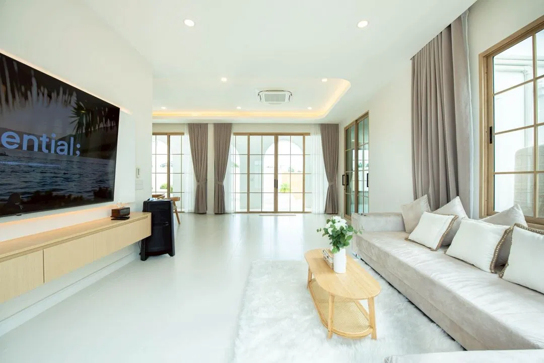 ภายใน Brown Empire Pool Villa