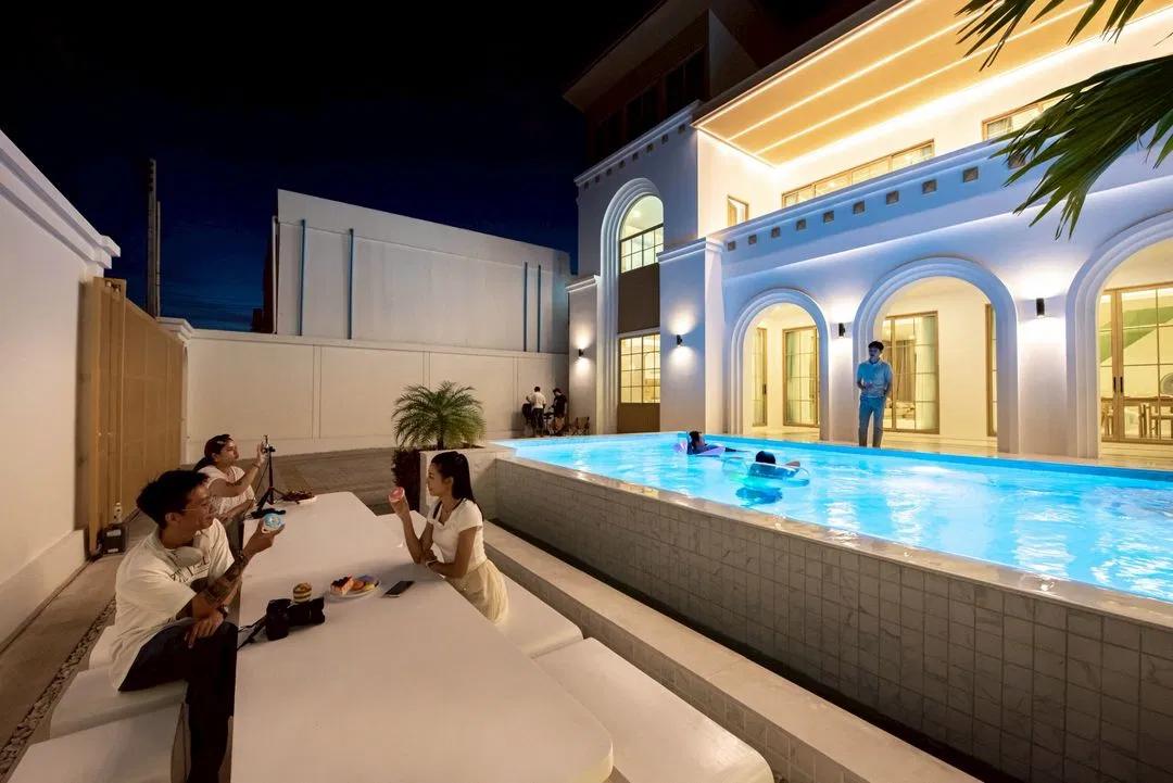 รูปจากลูกค้า Brown Empire Pool Villa