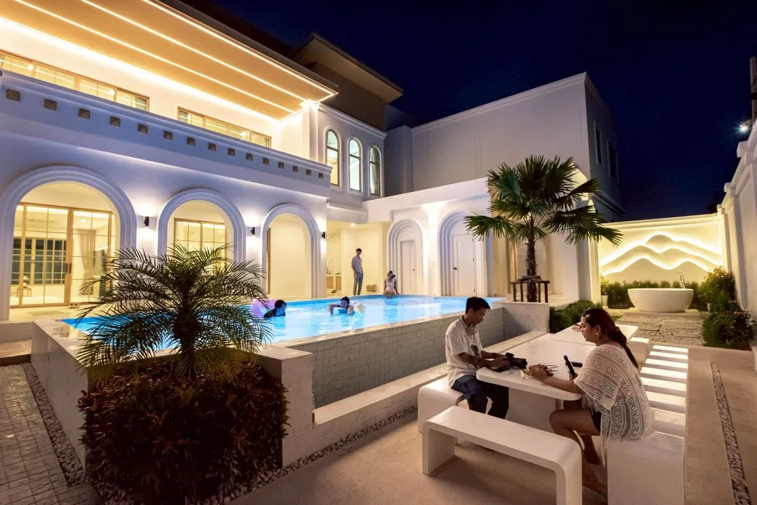 รูปจากลูกค้า Brown Empire Pool Villa