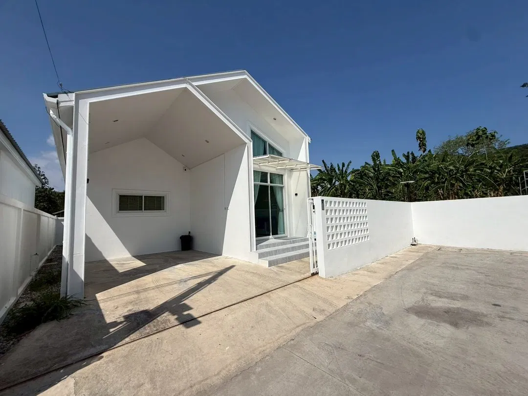 ที่จอดรถ Bang Slay House