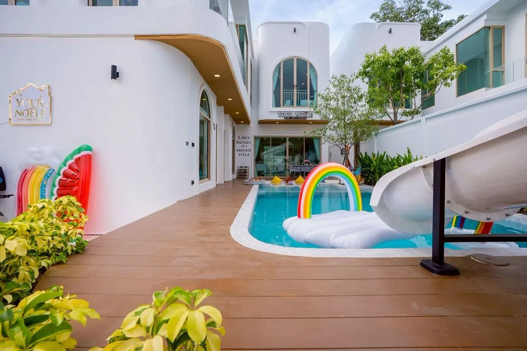 ภายนอก Your Noble pool villa