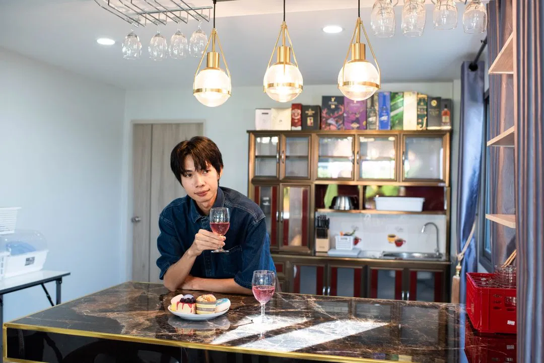 ครัว บ้านอิงเขา พัชราวดี พูลวิลล่า (ศรีราชา)