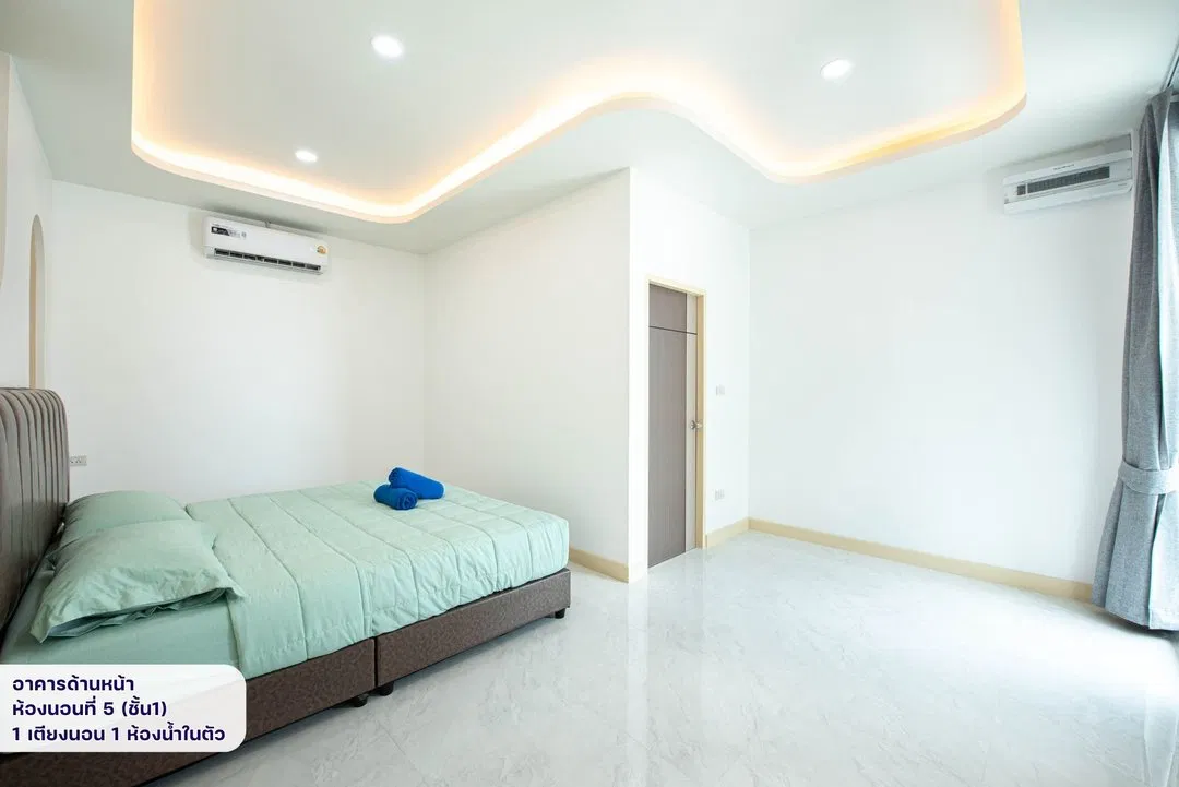 ห้องนอน Glass House B8