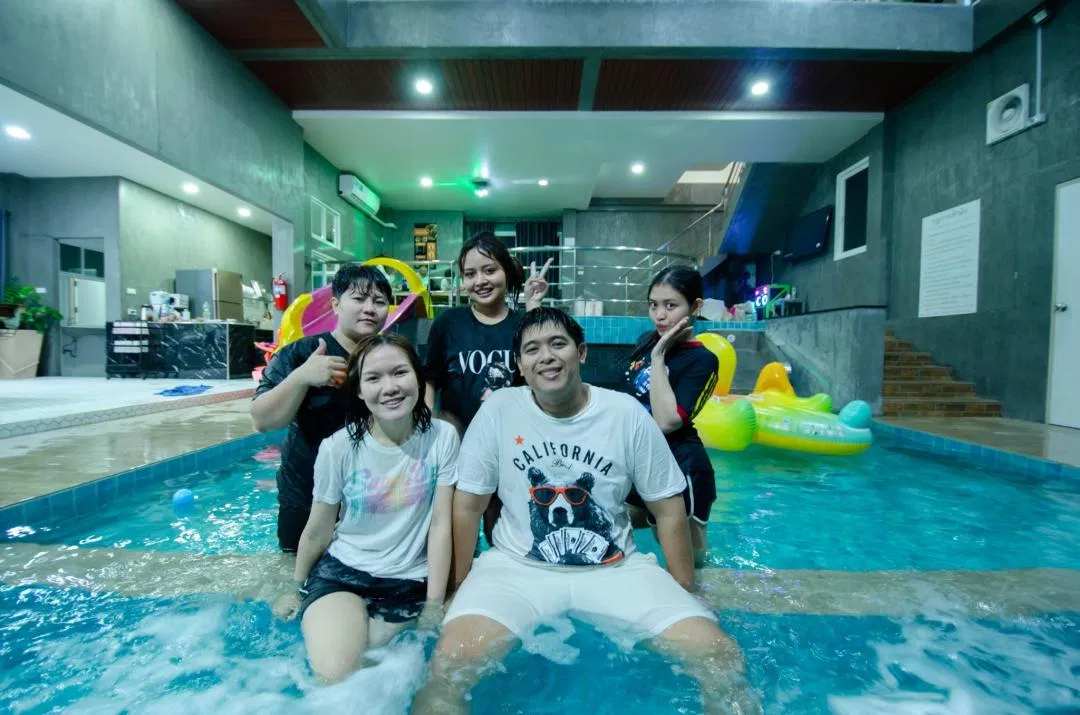 รูปจากลูกค้า Glass House B8