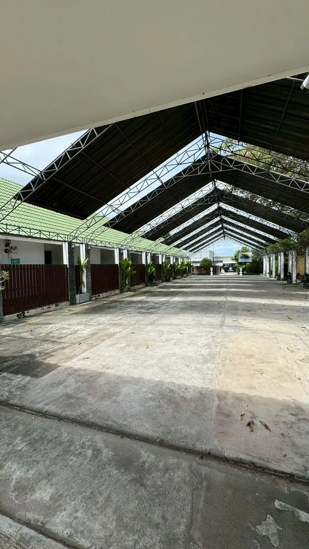 ที่จอดรถ World space No.3