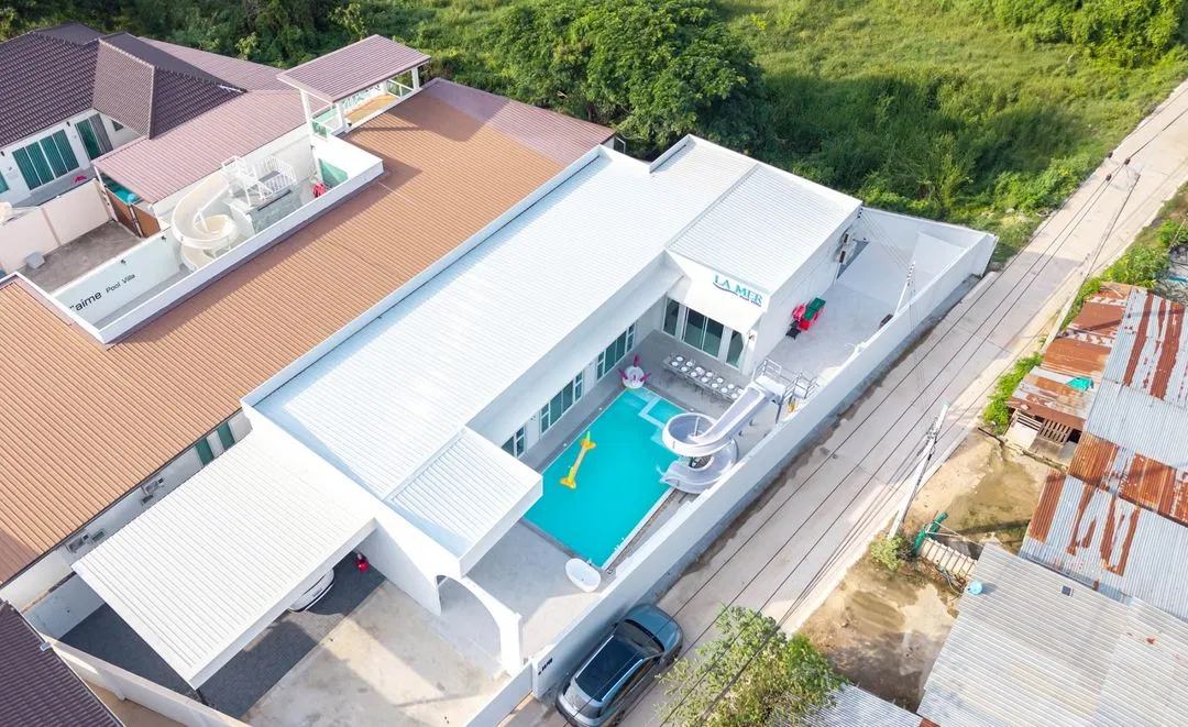 ที่จอดรถ La Mer pool villa (ลาแมร์ พูลวิลล่า)