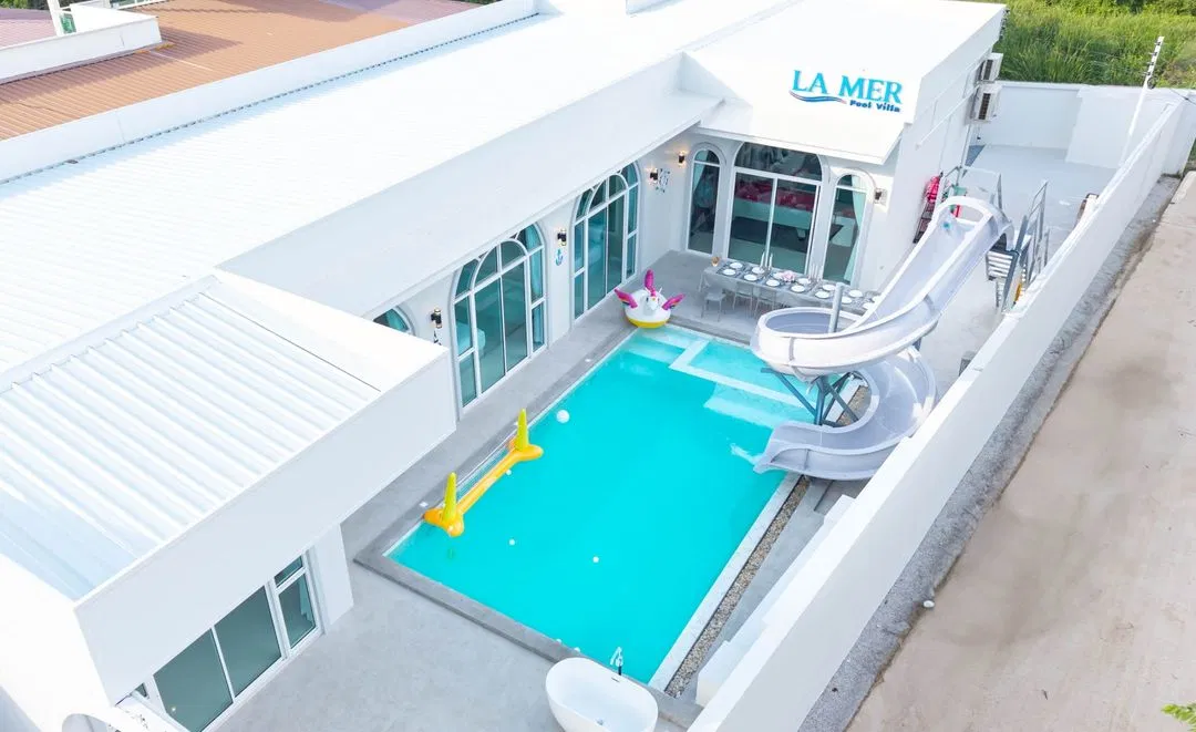 ที่จอดรถ La Mer pool villa (ลาแมร์ พูลวิลล่า)