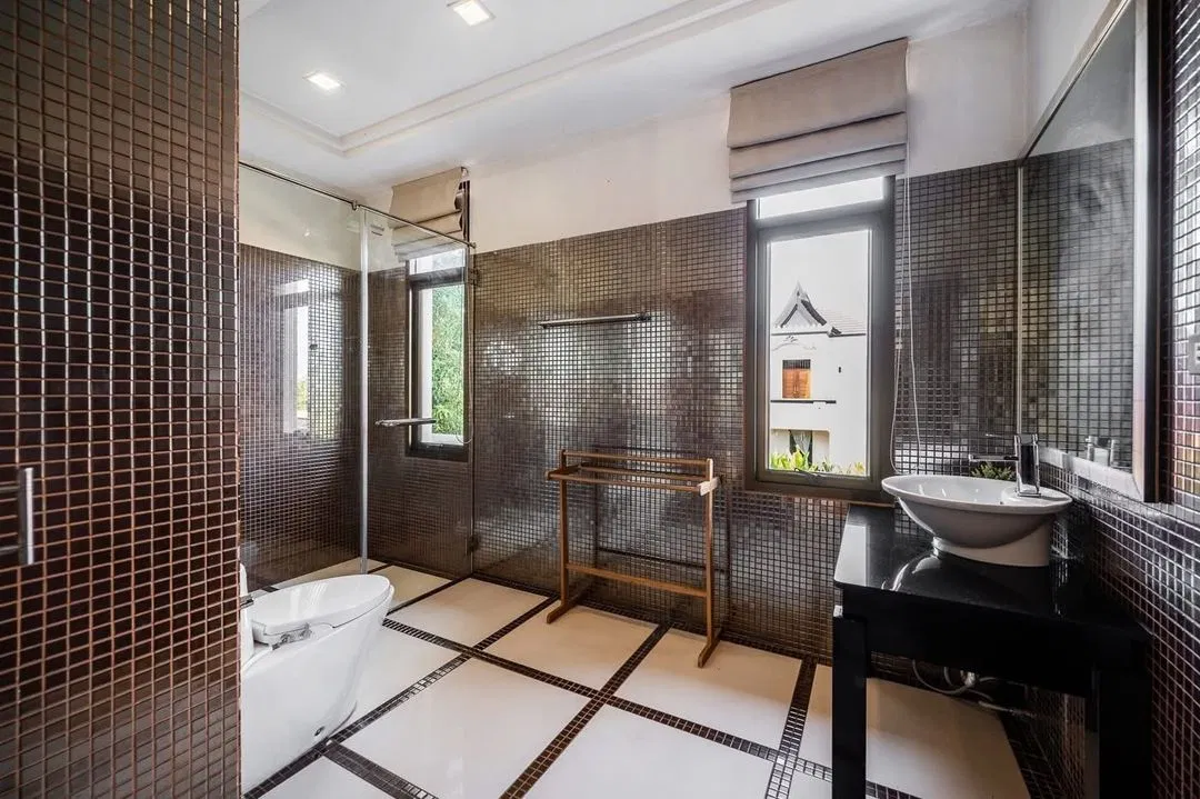 ห้องน้ำ Thai tara pool villa