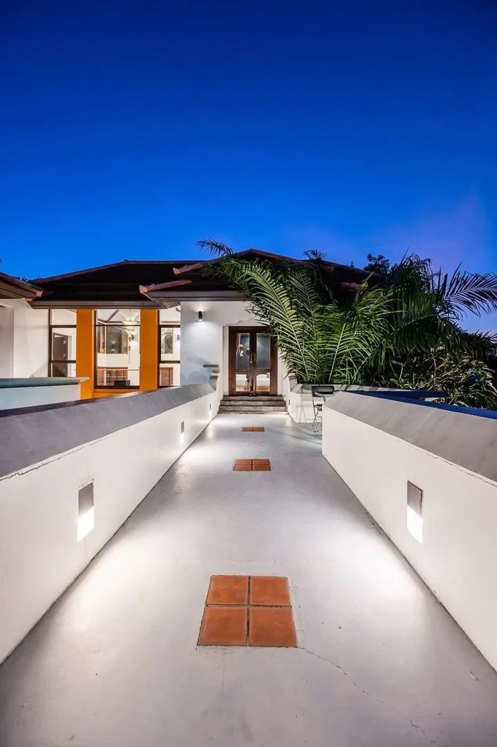 ภายนอก Thai tara pool villa