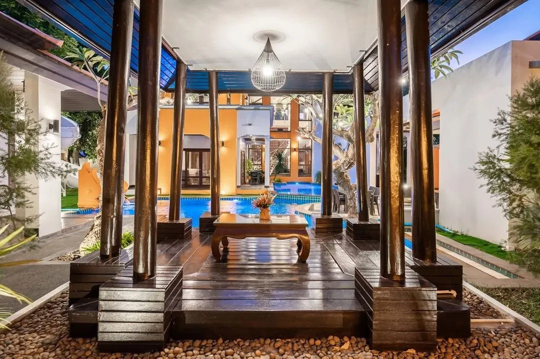 ภายนอก Thai tara pool villa
