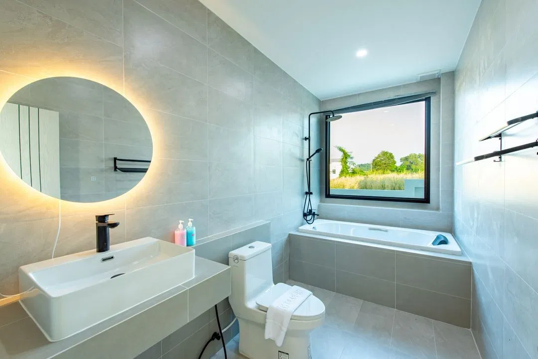 ห้องน้ำ Panmora poolvilla (สัตหีบ)