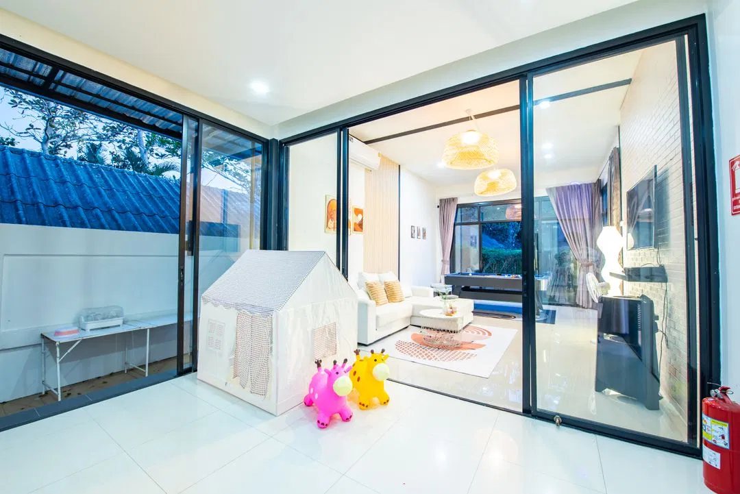 ภายใน Emery Poolvilla