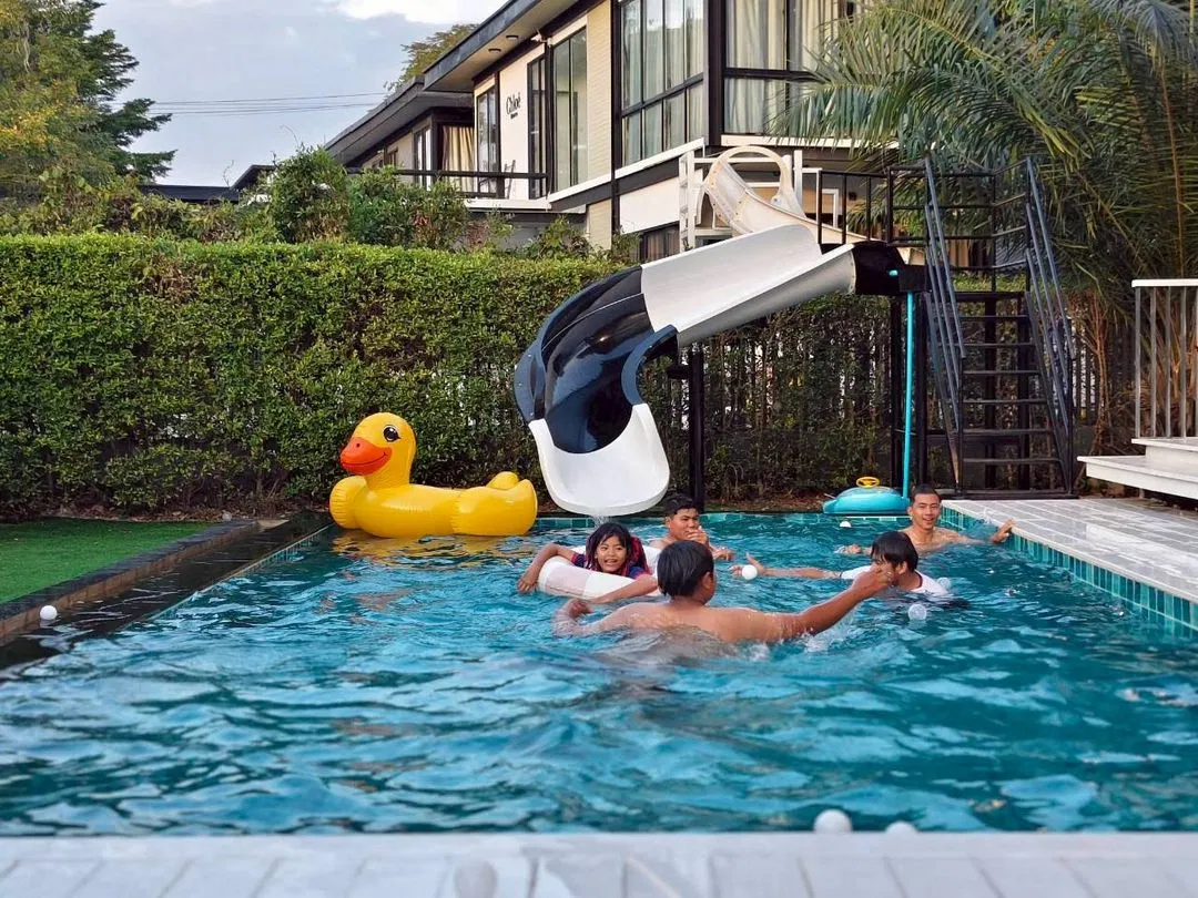 รูปจากลูกค้า Emery Poolvilla