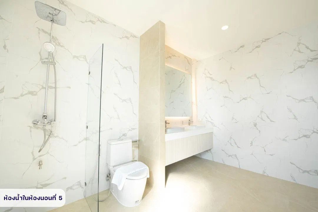 ห้องน้ำ The Hillside Pool Villa