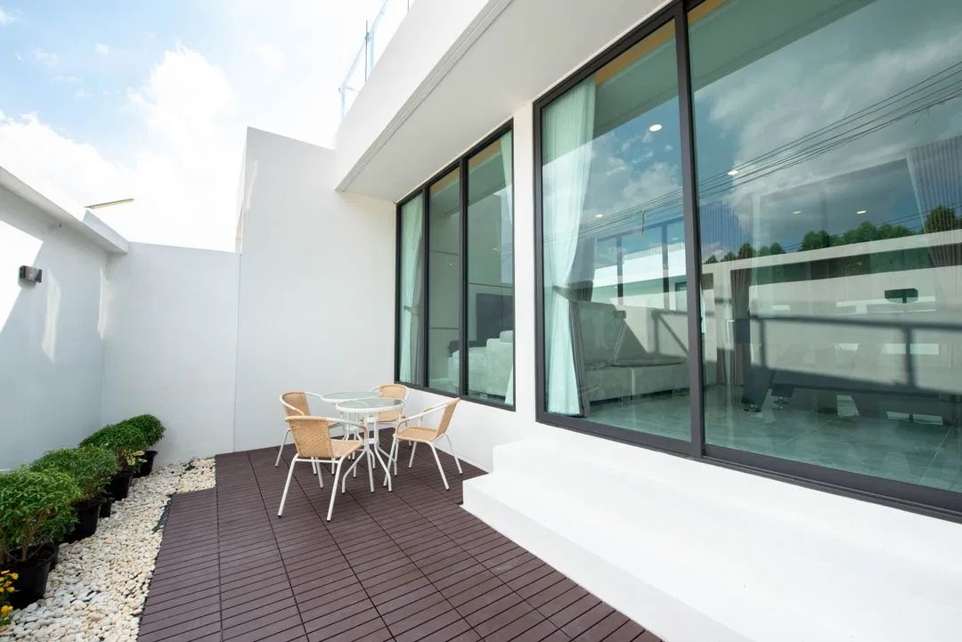 ภายนอก The Hillside Pool Villa