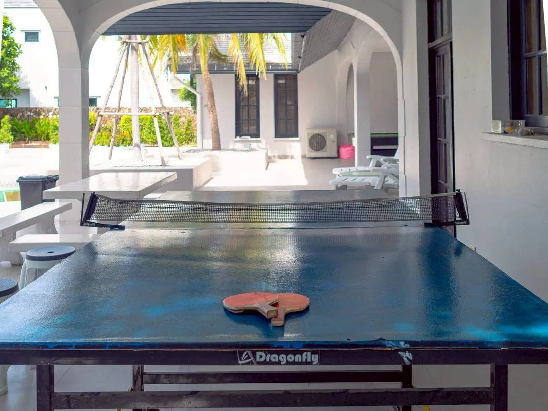 ภายนอก Aum poolvilla