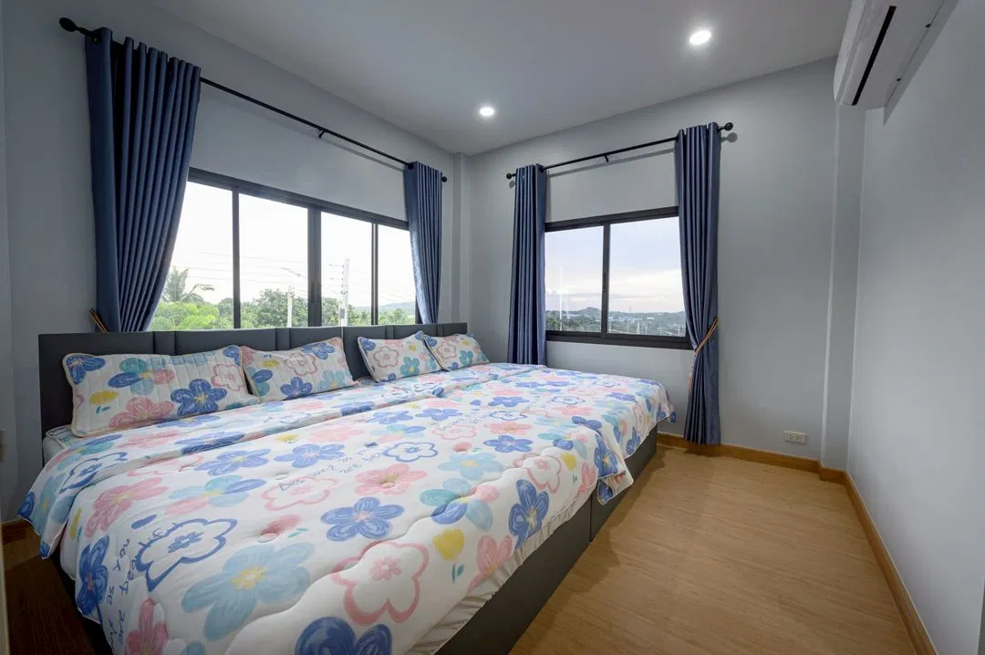ห้องนอน บ้านอิงเขา พรรณวดี (ศรีราชา)