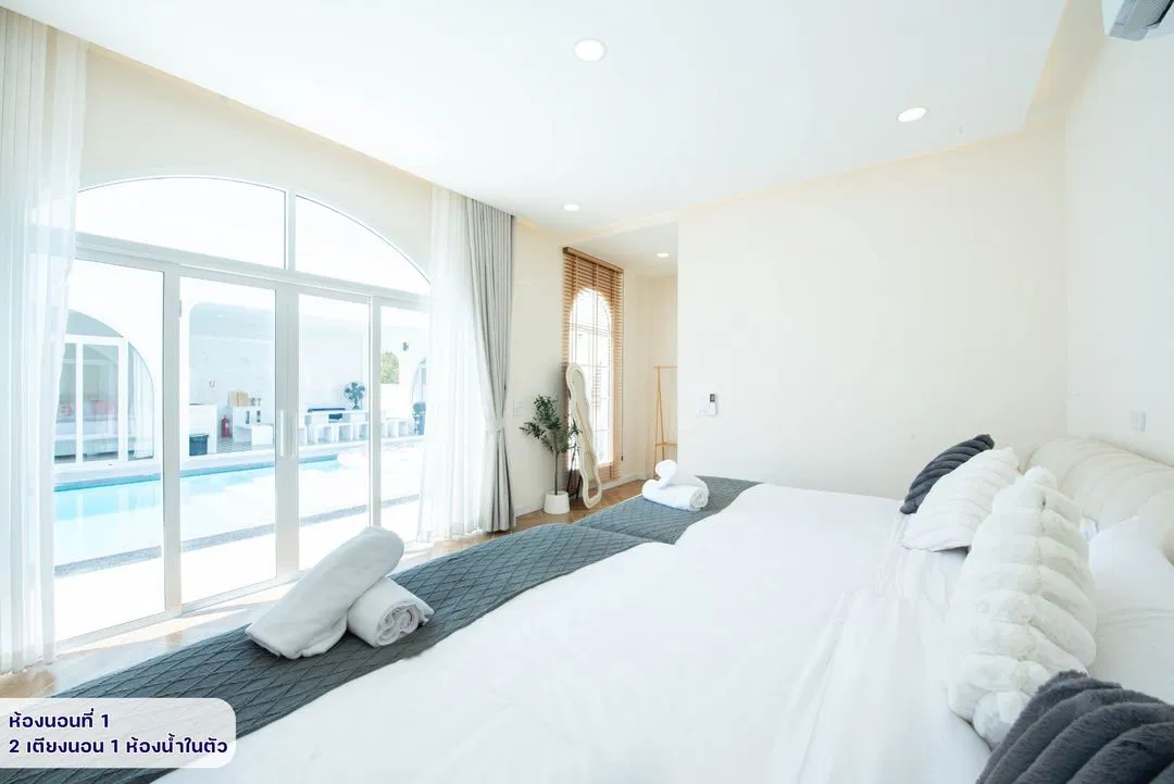 ห้องนอน White Romance