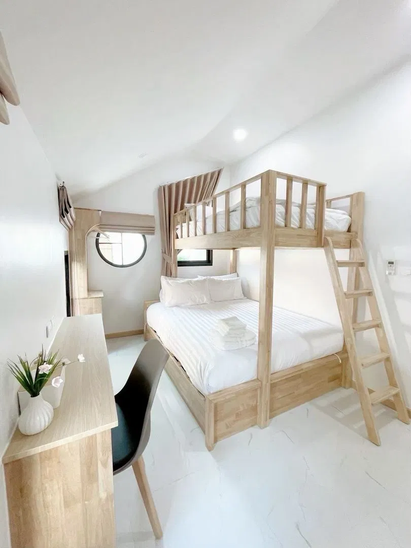 ห้องนอน Mojinei Pool Villa บางแสน