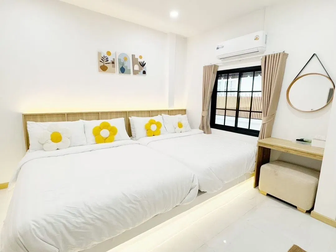 ห้องนอน Mojinei Pool Villa บางแสน