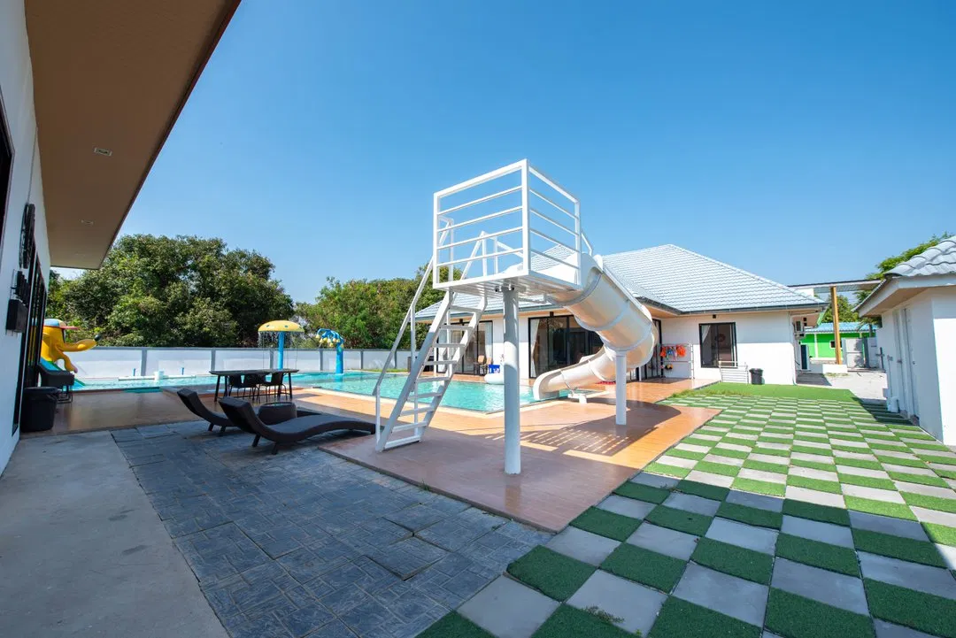 ภายนอก Space Poolvilla Pattaya