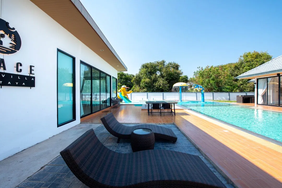 ภายนอก Space Poolvilla Pattaya