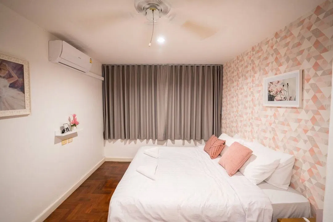 ห้องนอน 6 BEDROOM BEACH FRONT