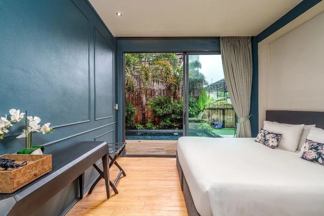 ห้องนอน 2 BEDROOM DARK POOL