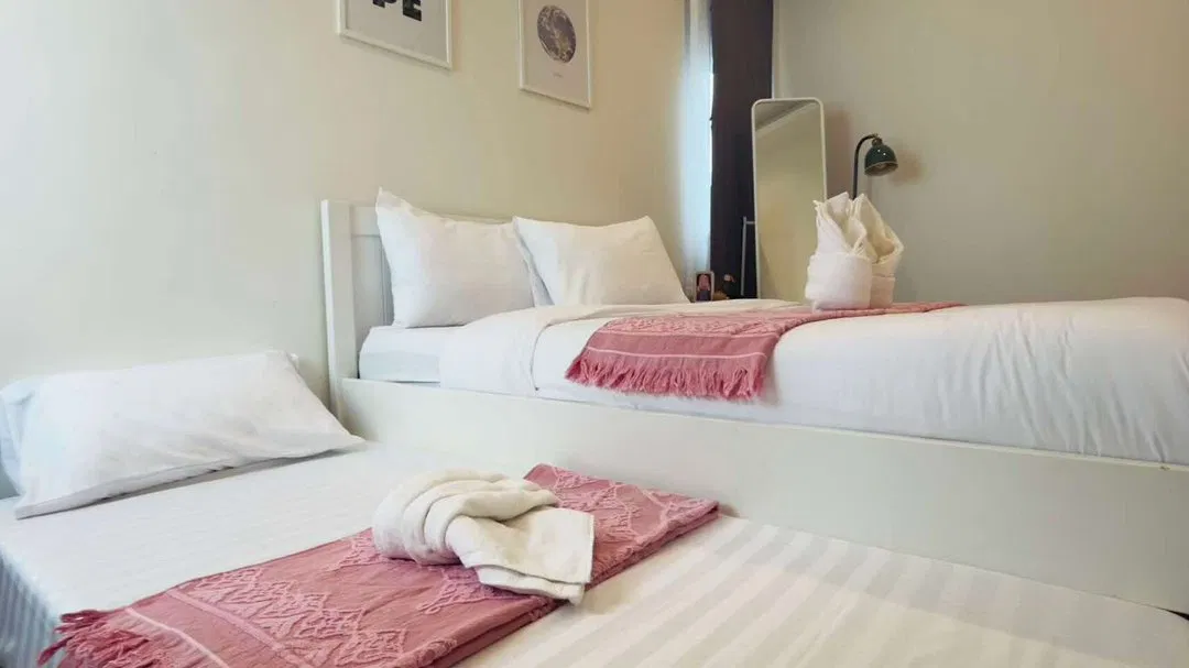 ห้องนอน KHUNKOB POOL VILLA