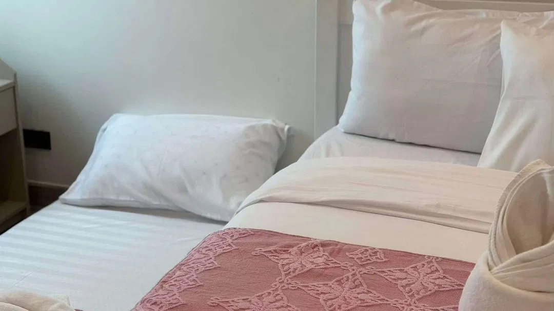 ห้องนอน KHUNKOB POOL VILLA
