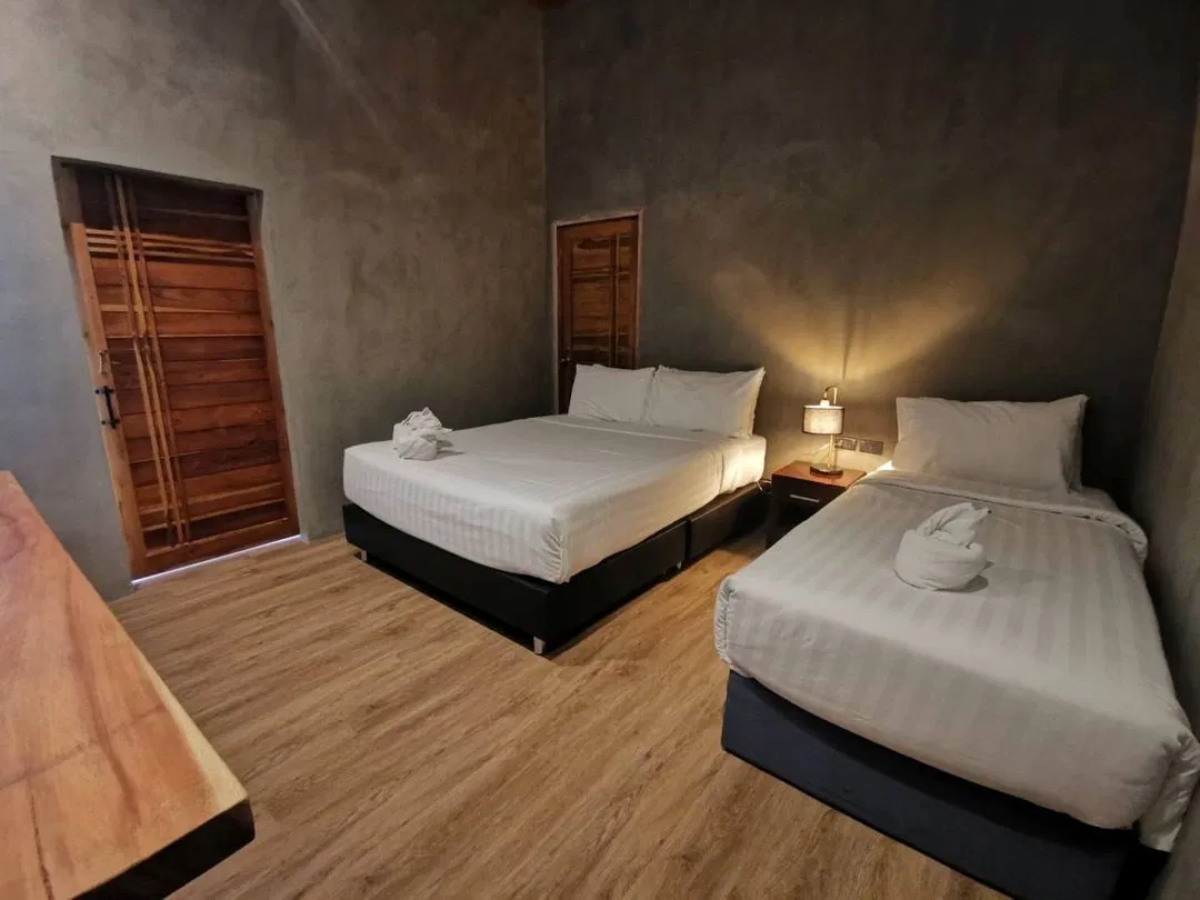 ห้องนอน 5 BEDROOM CLASSIC LOFT V7
