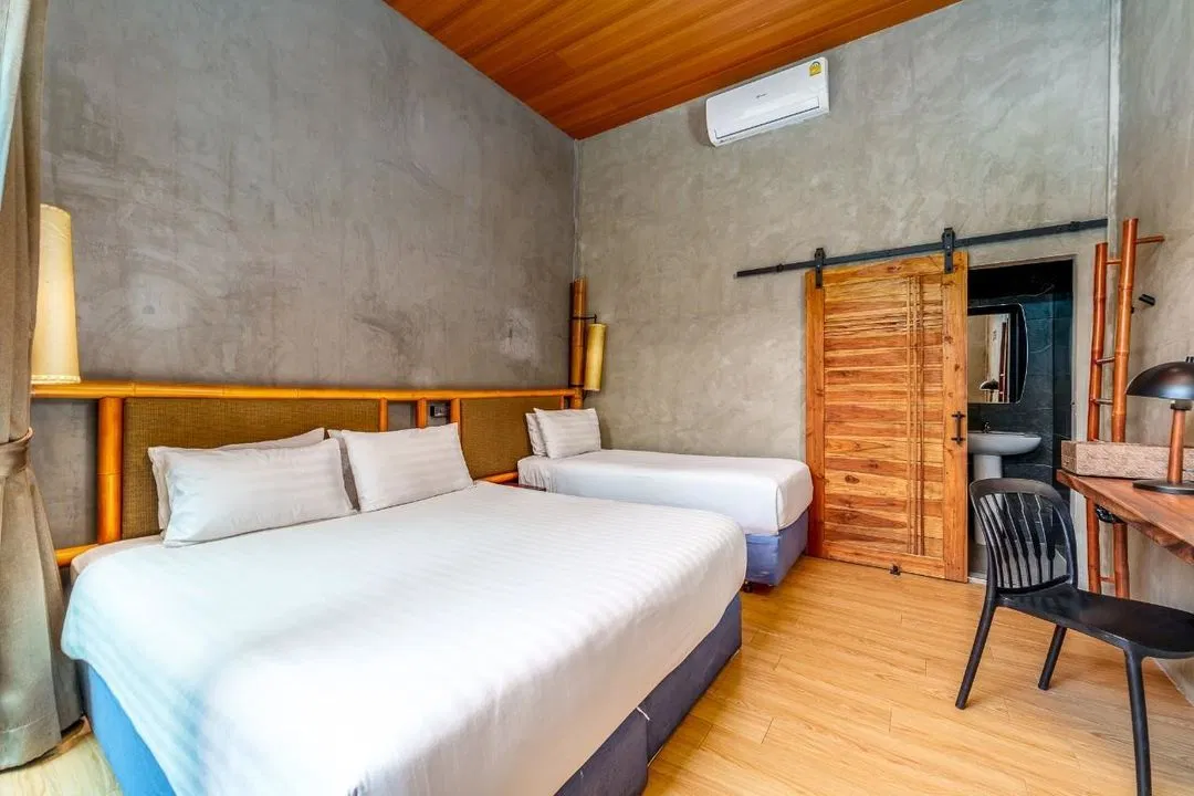 ห้องนอน 5 BEDROOM CLASSIC LOFT V7