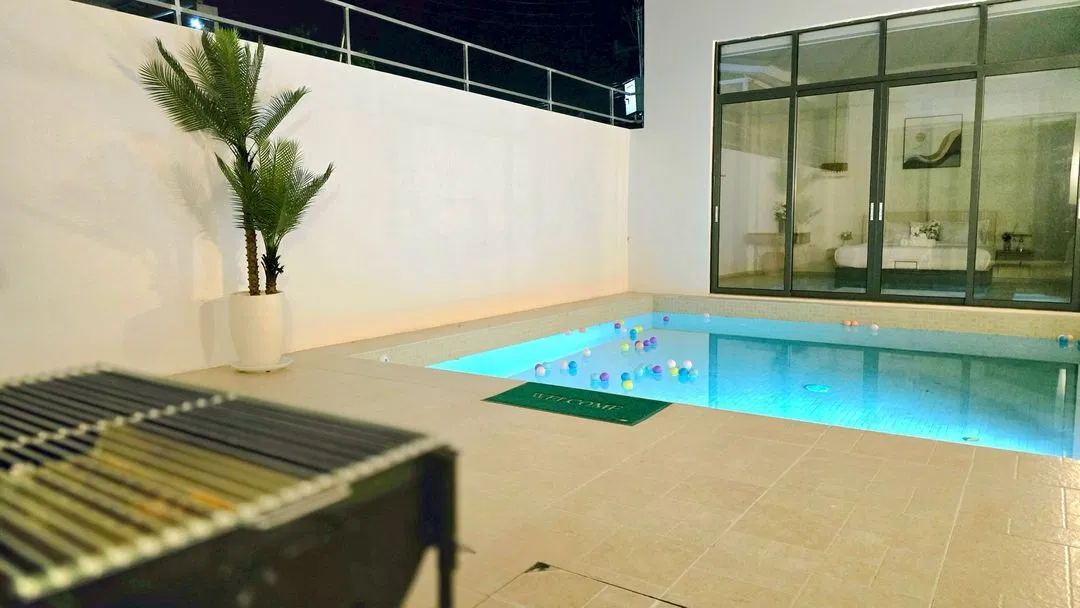 ภายนอก Quint pool villa (Q4)