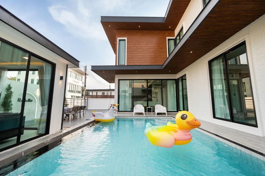 ภายนอก Aliss Poolvilla
