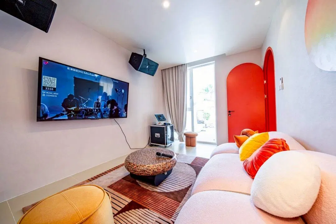 ภายใน Selena’ House (เซเลน่า เฮาส์)