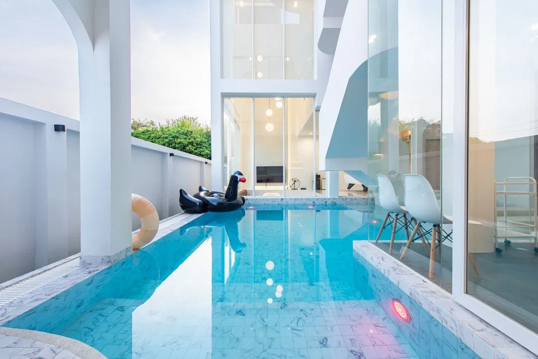 ภายนอก The Pool Space A4