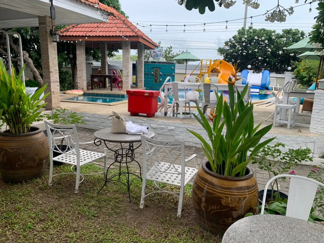 ภายนอก CHILLIn