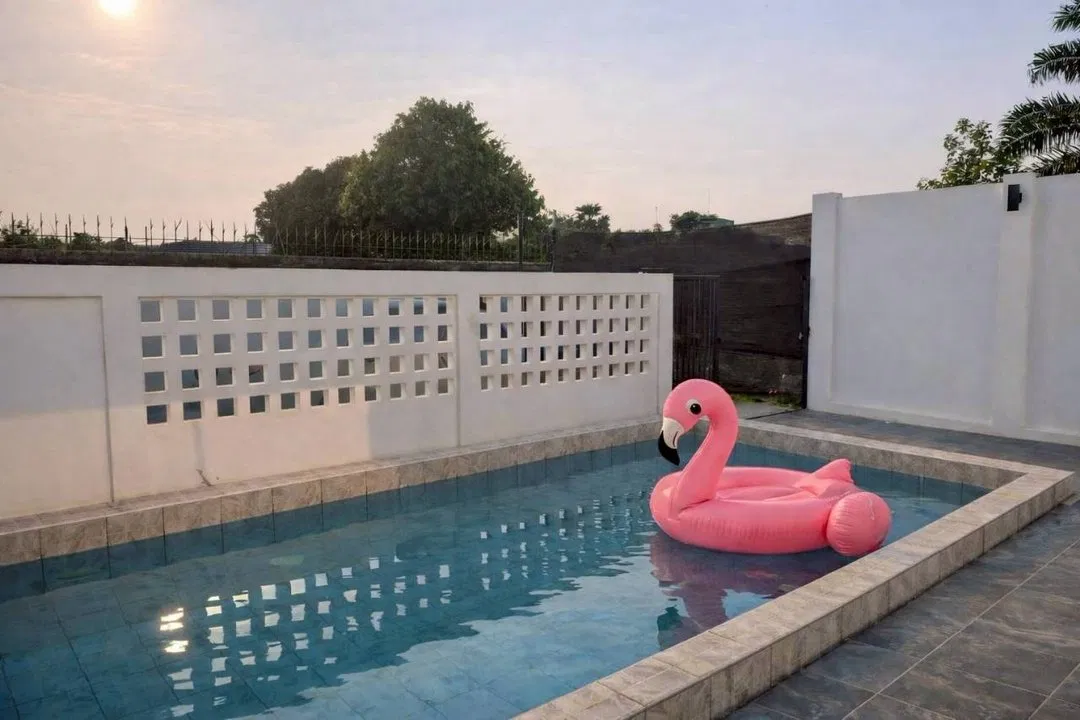 ภายนอก Villa Vi Blanca Pattaya