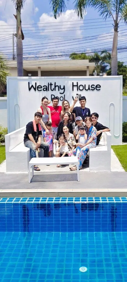 รูปจากลูกค้า Wealthy House