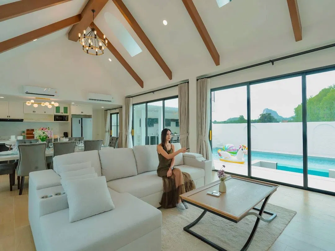 ภายใน Castle Hills villa