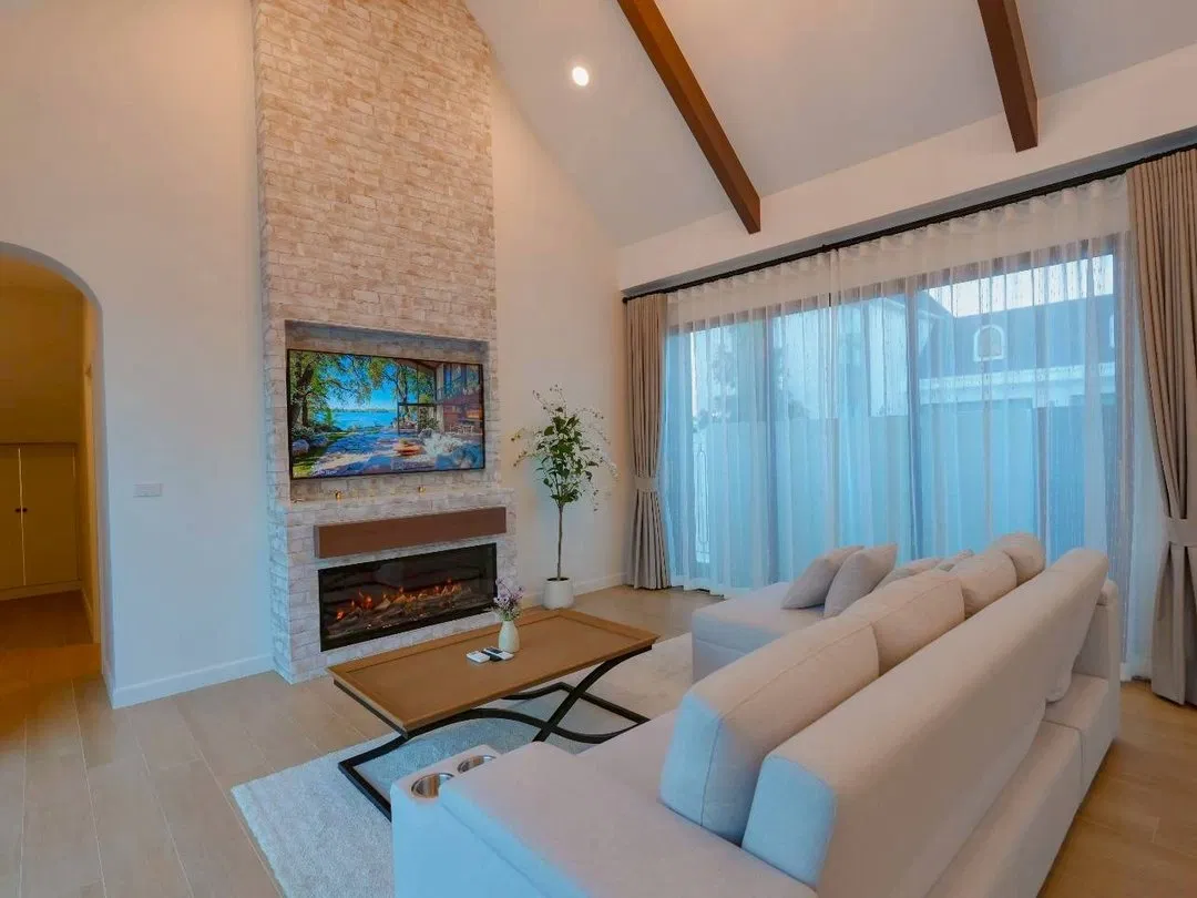 ภายใน Castle Hills villa