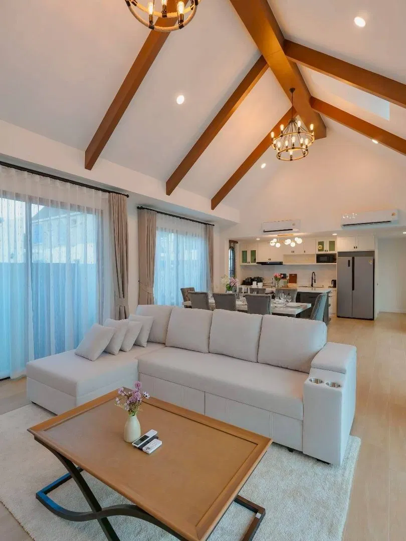 ภายใน Castle Hills villa