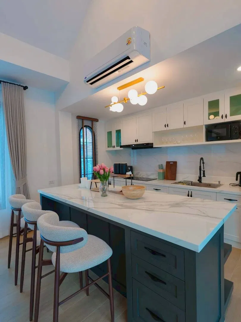 ครัว Castle Hills villa