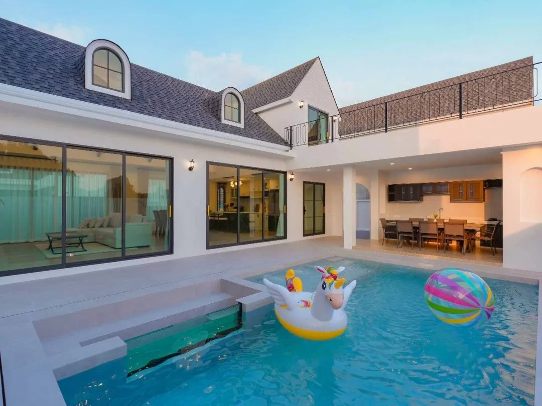ภายนอก Castle Hills villa