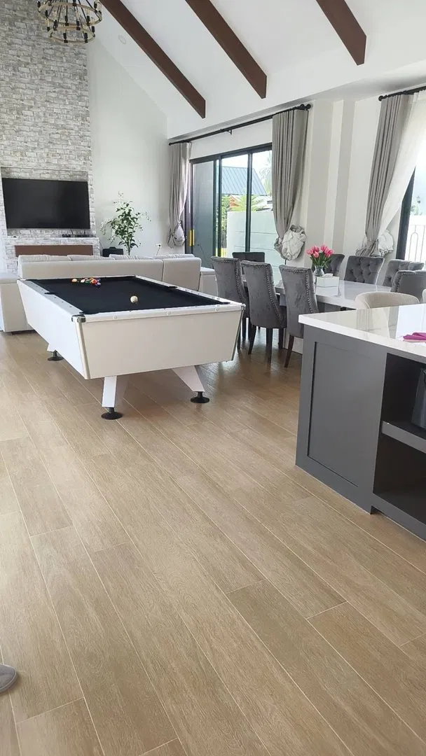 ภายใน Castle Hills villa