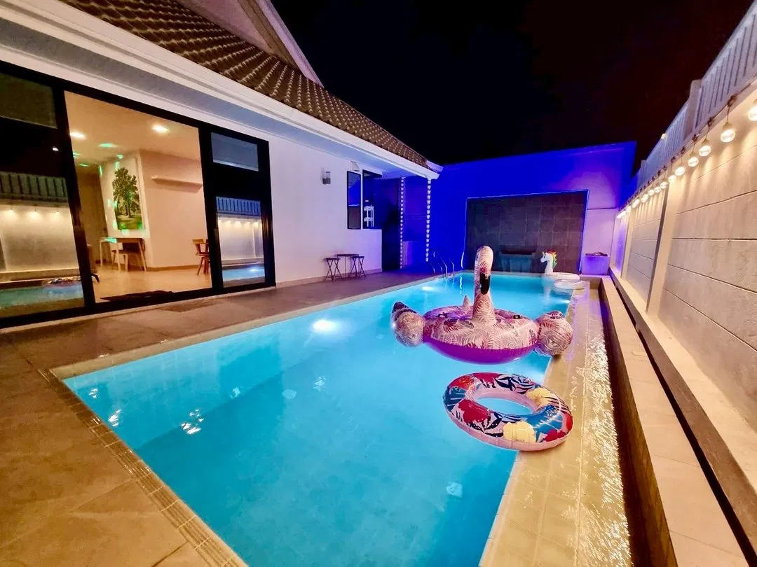 ภายนอก Tomi PoolVilla