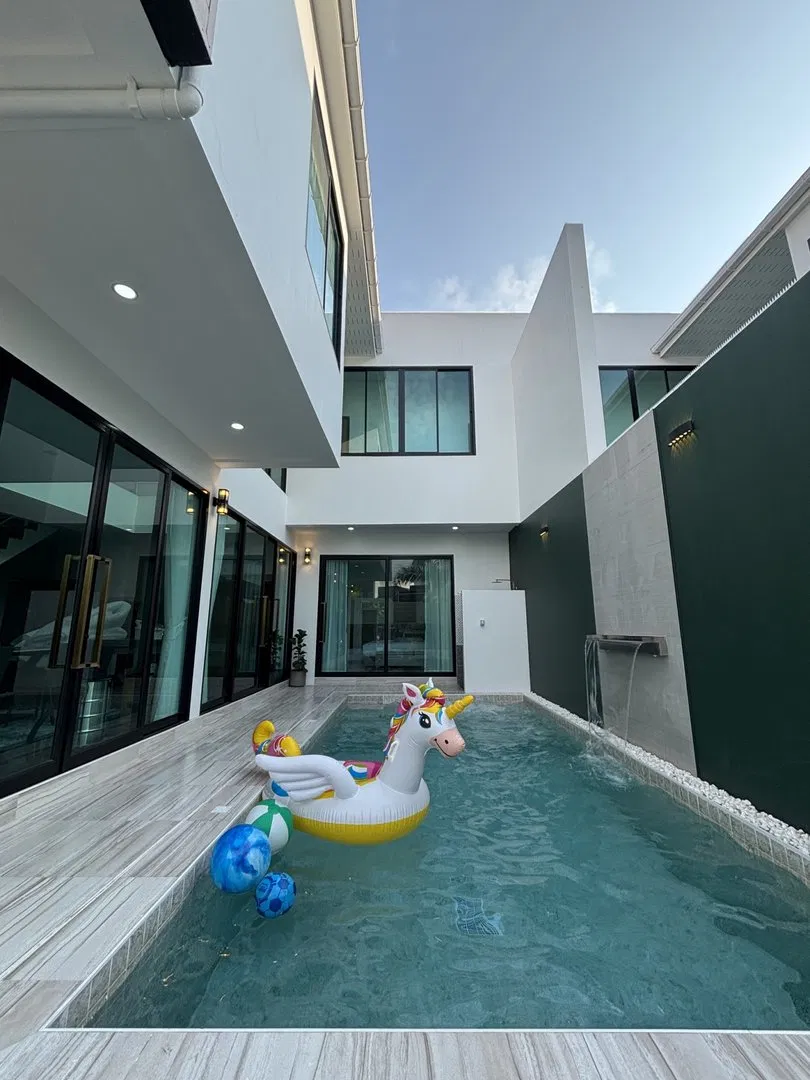 ภายนอก Villa Pool Lay Z4
