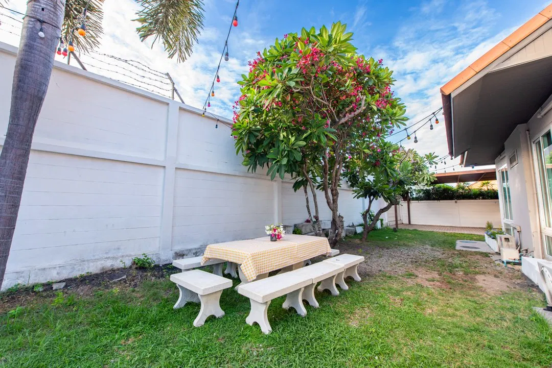 ภายนอก Elysium life Poolvilla (C01 )